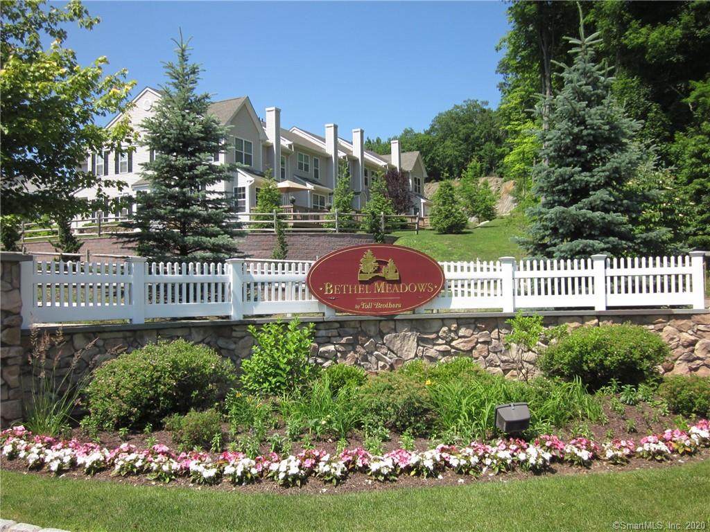 38 Beacon Hill Terrace - Photo 1