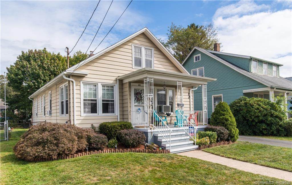129 Kelsey Avenue - Photo 1