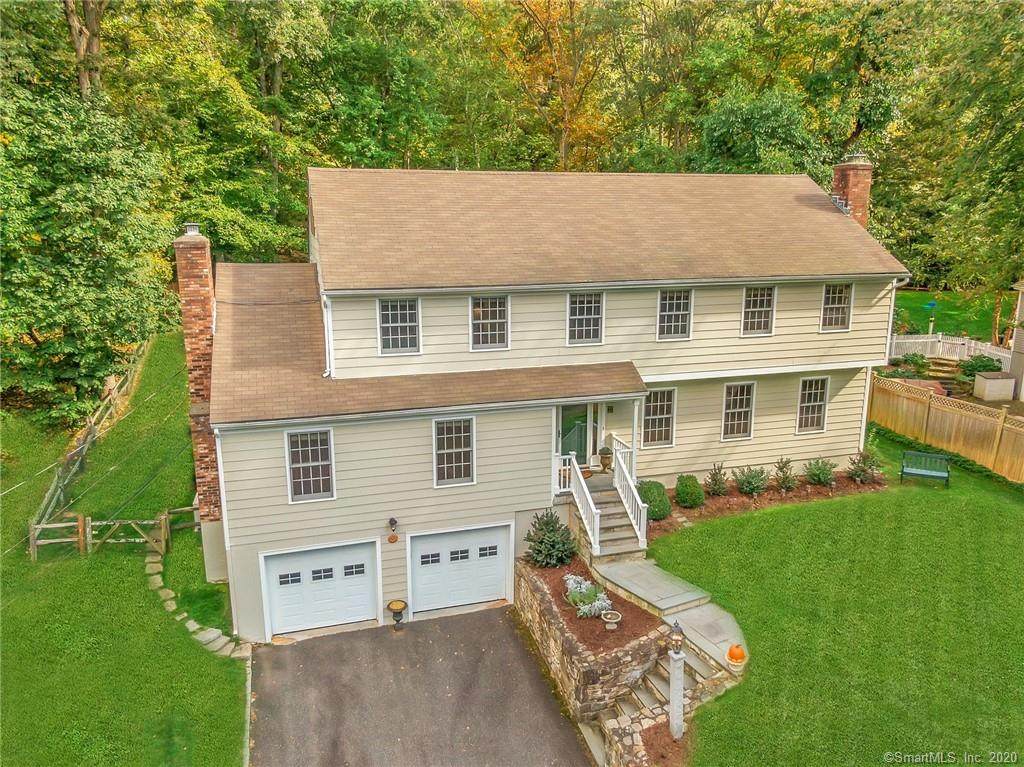 27 Country Club Road - Photo 1
