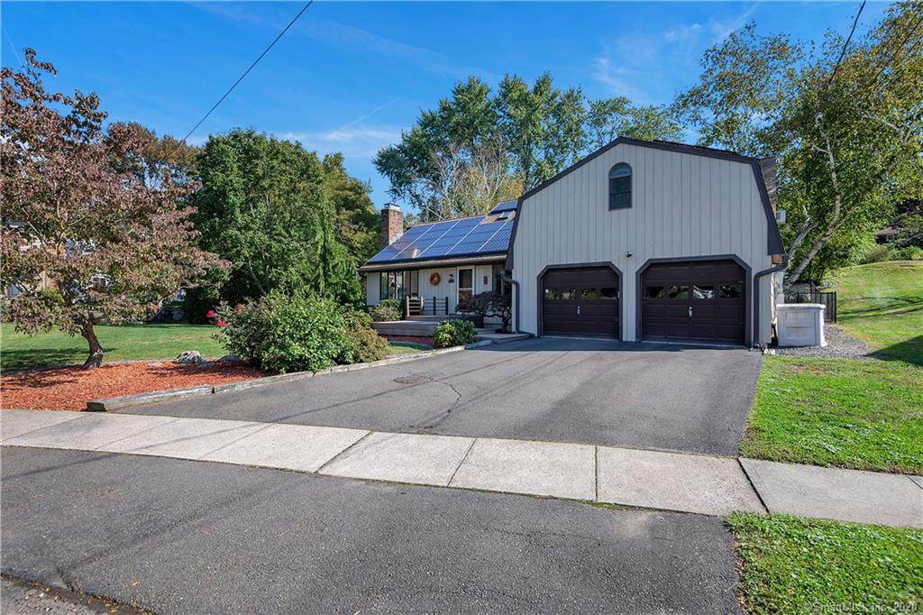 490 Emerald Place - Photo 1