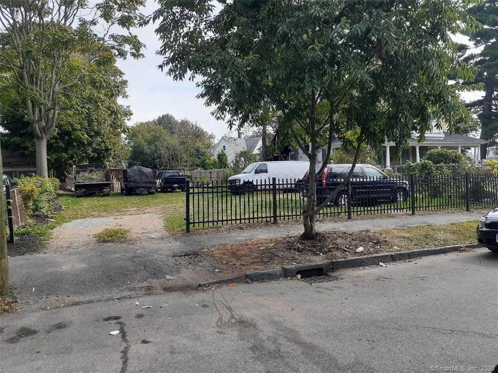 516 Laurel Avenue - Photo 1
