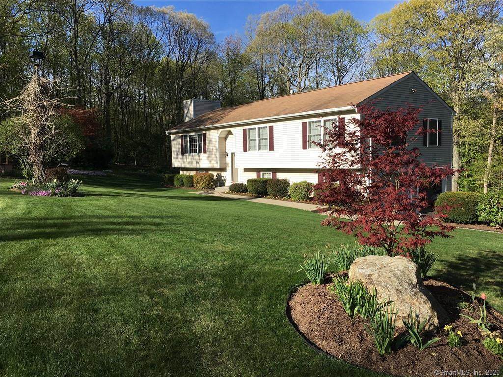 72 Catherine Drive - Photo 1