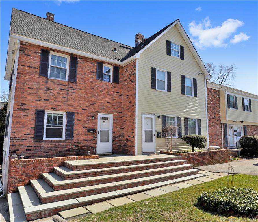 66 Seaside Avenue - Photo 1
