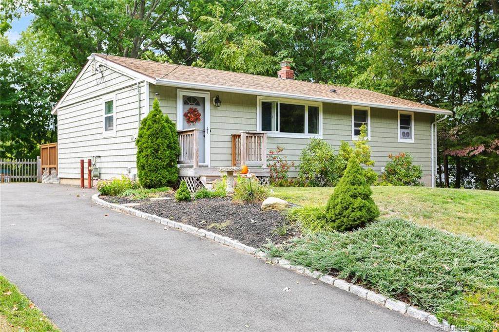 15 Lincoln Street - Photo 1