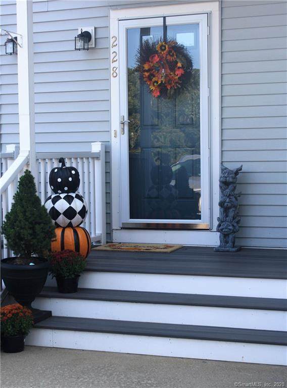 228 Laura Boulevard - Photo 1