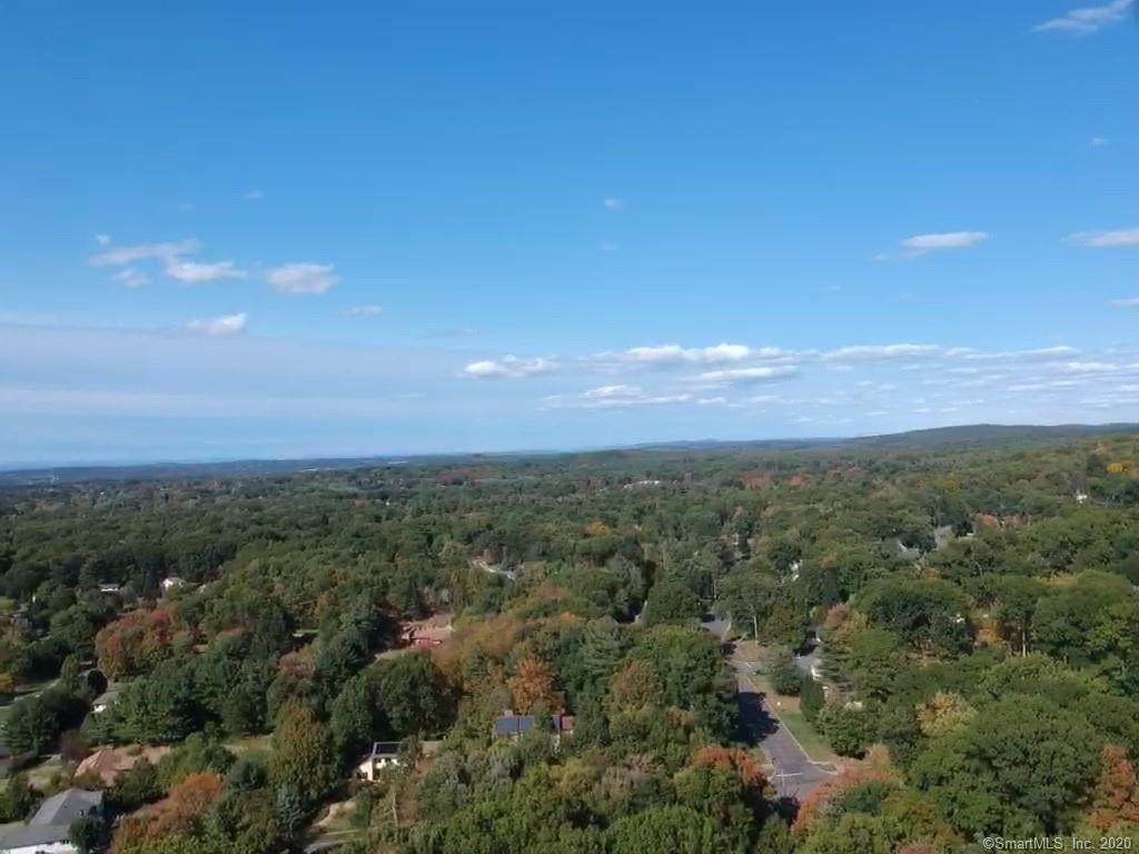 220 Bobby Lane - Photo 1