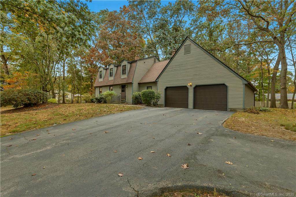 11 Tanglewood Drive - Photo 1