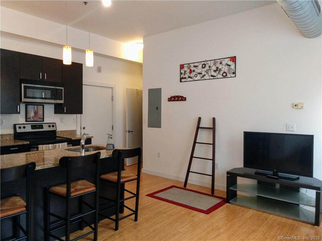 881 Lafayette Boulevard - Photo 1