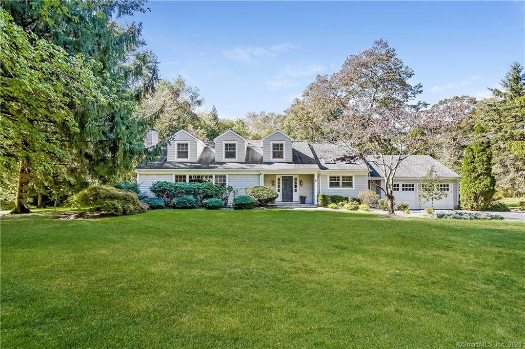 8 Holly Lane - Photo 1