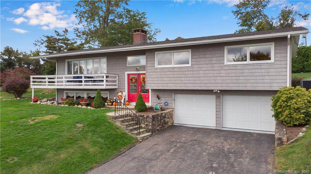 43 Arrowhead Road - Photo 1