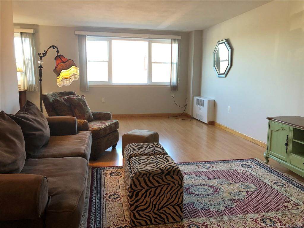 893 Farmington Avenue - Photo 1
