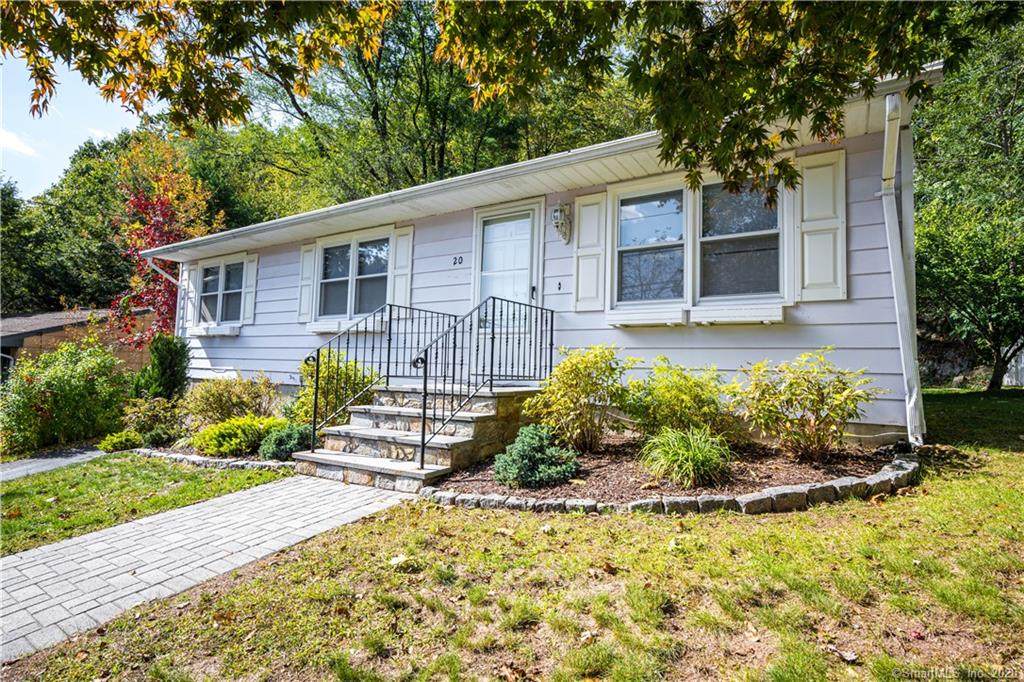 20 Fountain Terrace - Photo 1