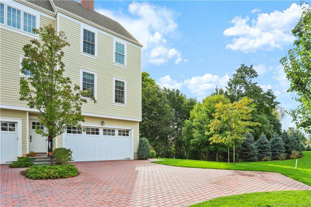 77 Havemeyer Lane - Photo 1