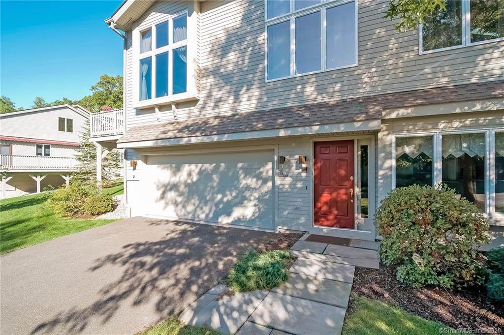 10 Wyndemere - Photo 1