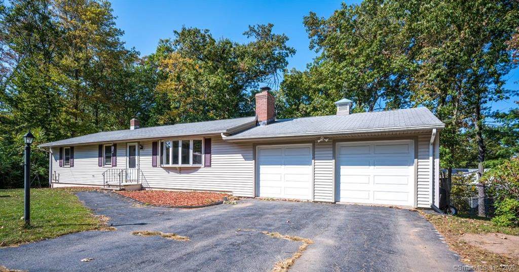 10 Bowling Green Drive - Photo 1