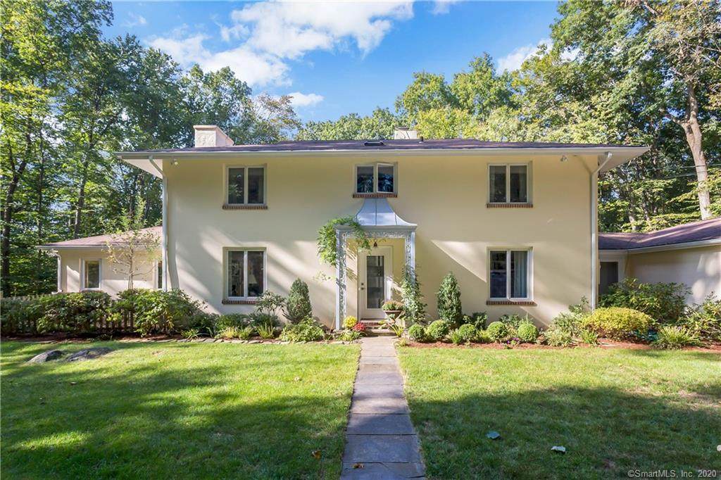 107 Eagle Drive - Photo 1