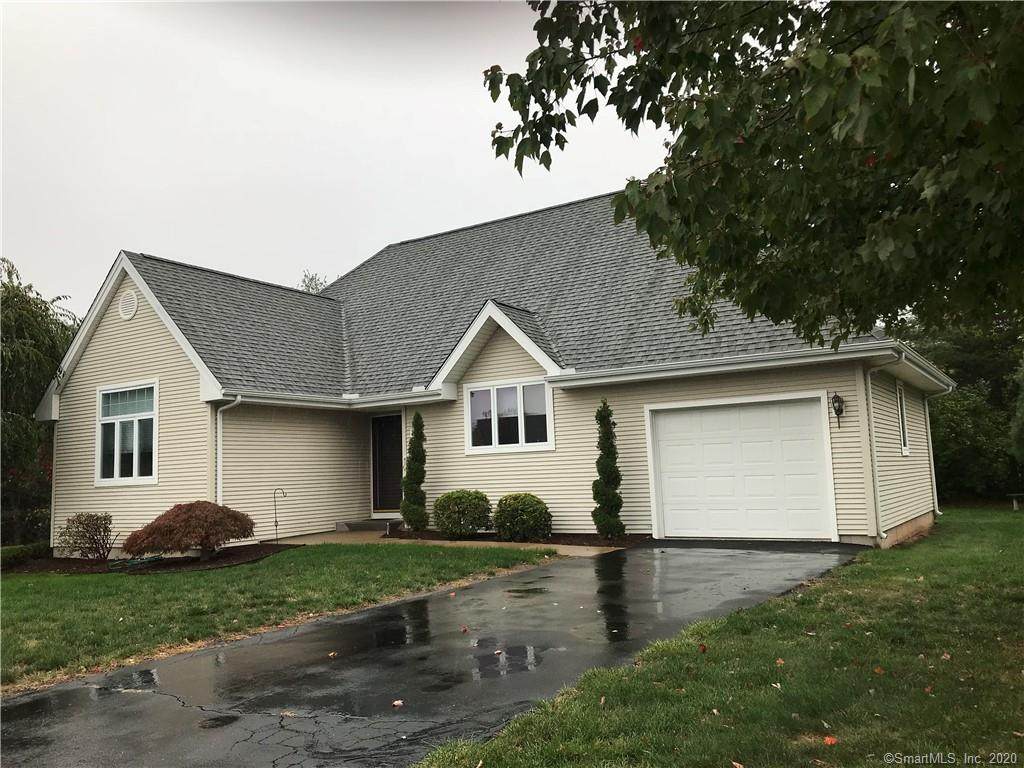 33 Maxwell Drive - Photo 1