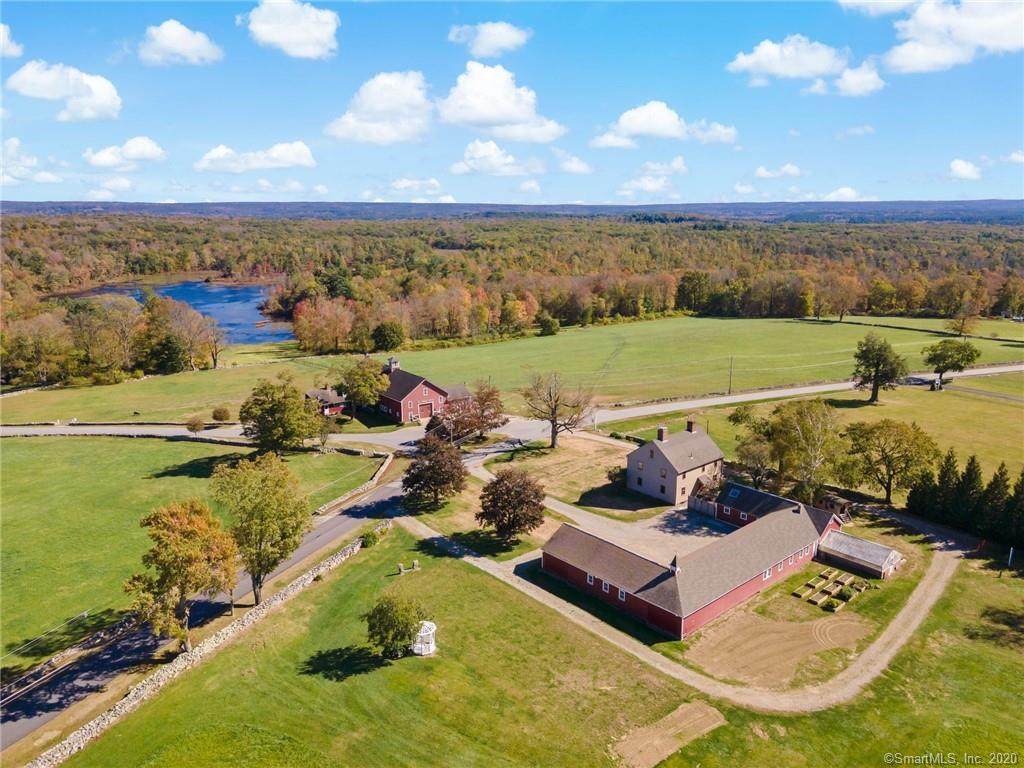 538 Wolf Den Road - Photo 1