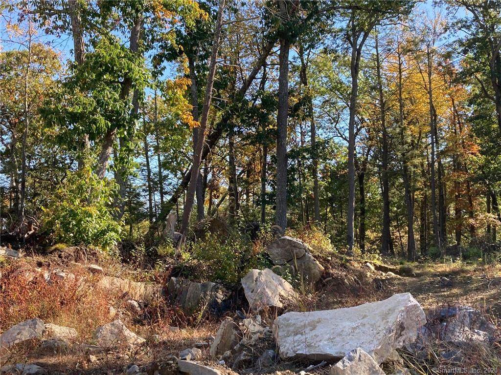 3 Hollow Drive - Photo 1