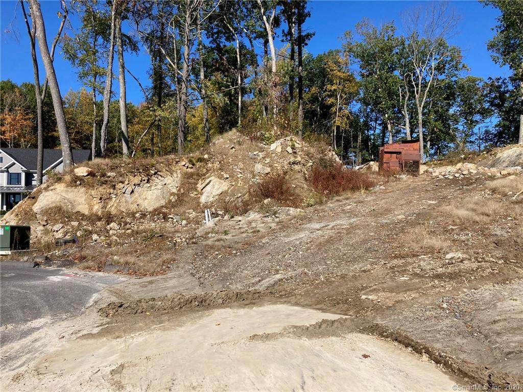 5 Hollow Drive - Photo 1
