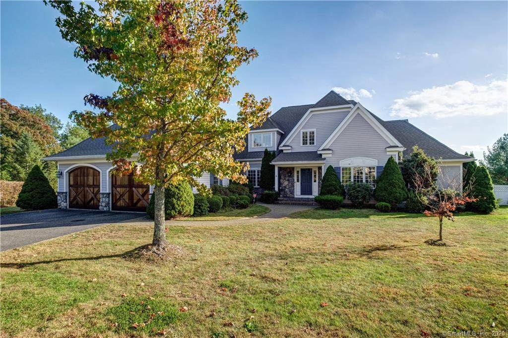 4 Kentwood Court - Photo 1