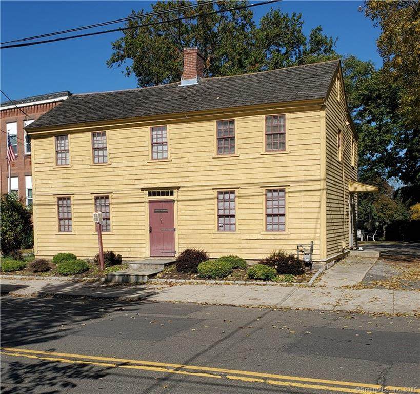 972 Broadway - Photo 1