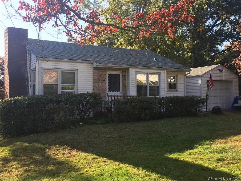 4 Mabel Avenue - Photo 1