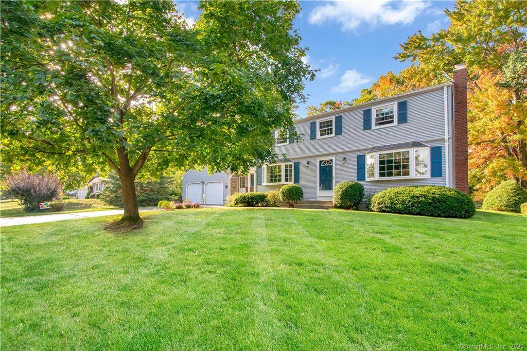 17 Briarwood Drive - Photo 1