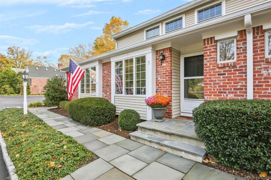 68 Lakeview Avenue - Photo 1