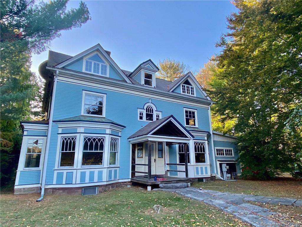 313 Hopmeadow Street - Photo 1