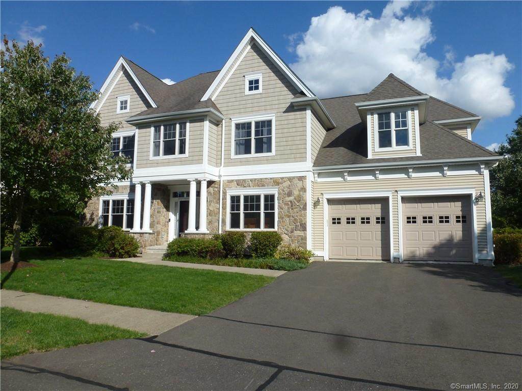 4 Winged Foot Boulevard - Photo 1