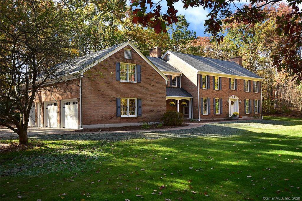79 Candlewood Drive - Photo 1