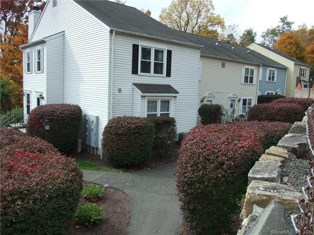 55 Mill Plain Road - Photo 1