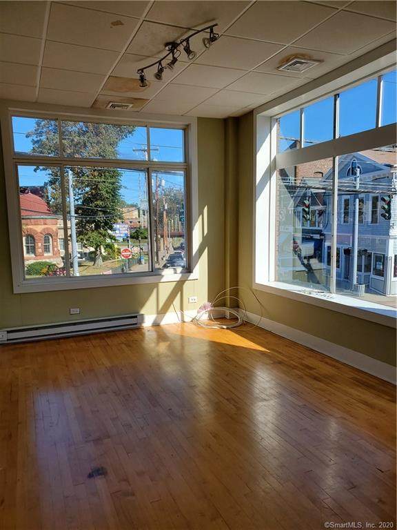 2 Broad Street - Photo 1