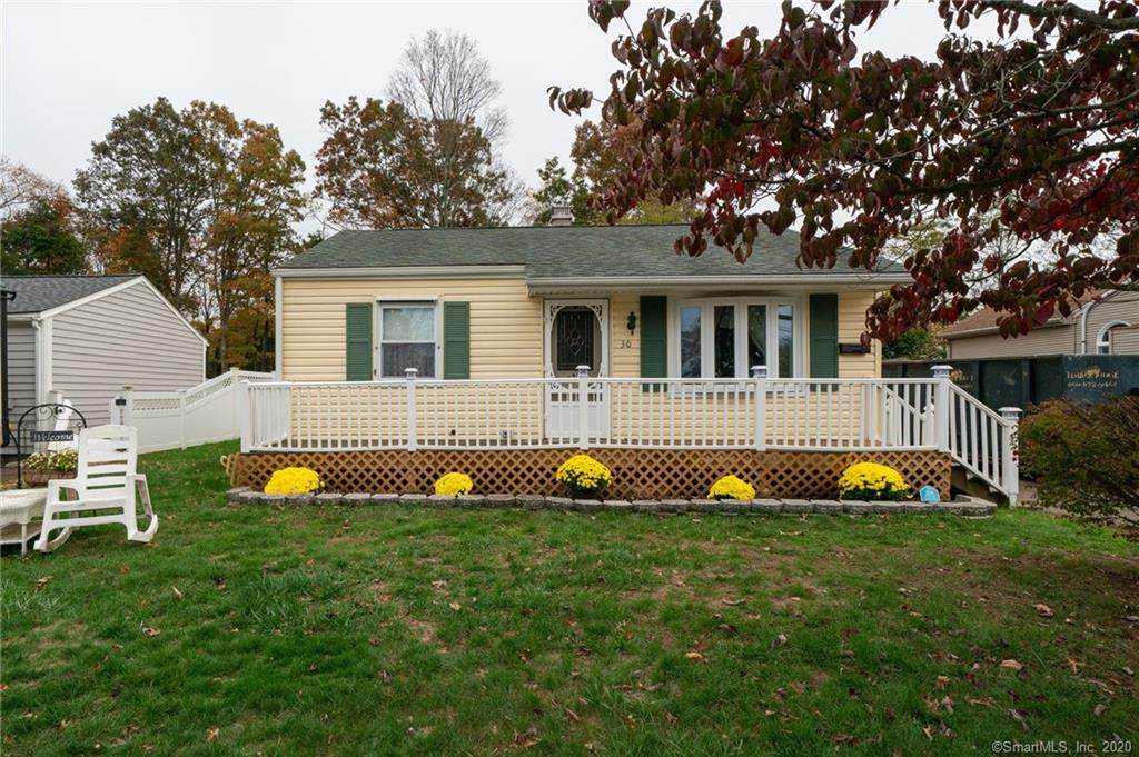 30 Lawncrest Drive - Photo 1
