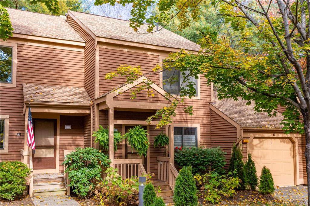 5 Mystic Court - Photo 1