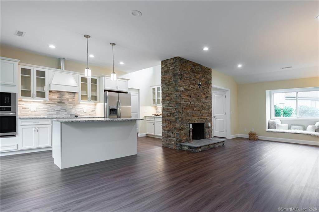 672 Heritage Village - Photo 1