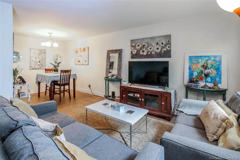 29 Van Buren Avenue - Photo 1
