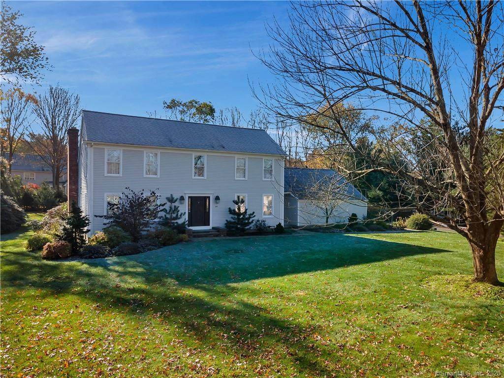 64 Hampton Close - Photo 1
