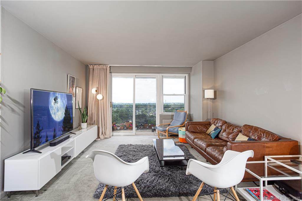 2625 Park Avenue - Photo 1