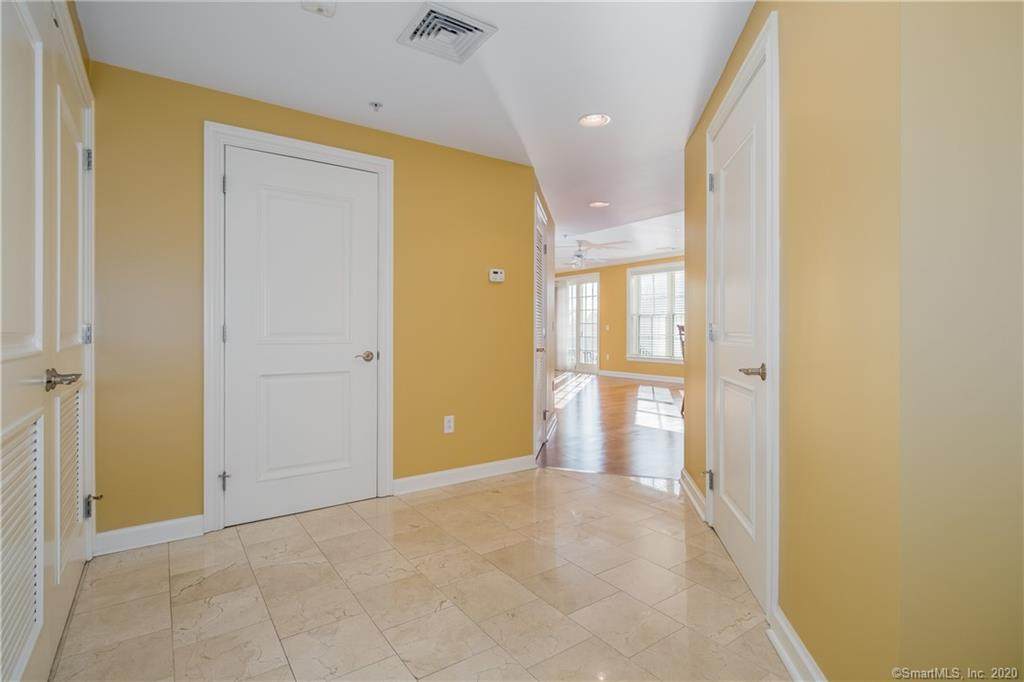 85 Memorial Road - Photo 1