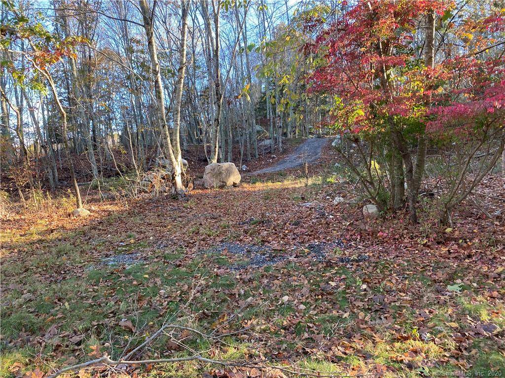198 Mistuxet Avenue - Photo 1