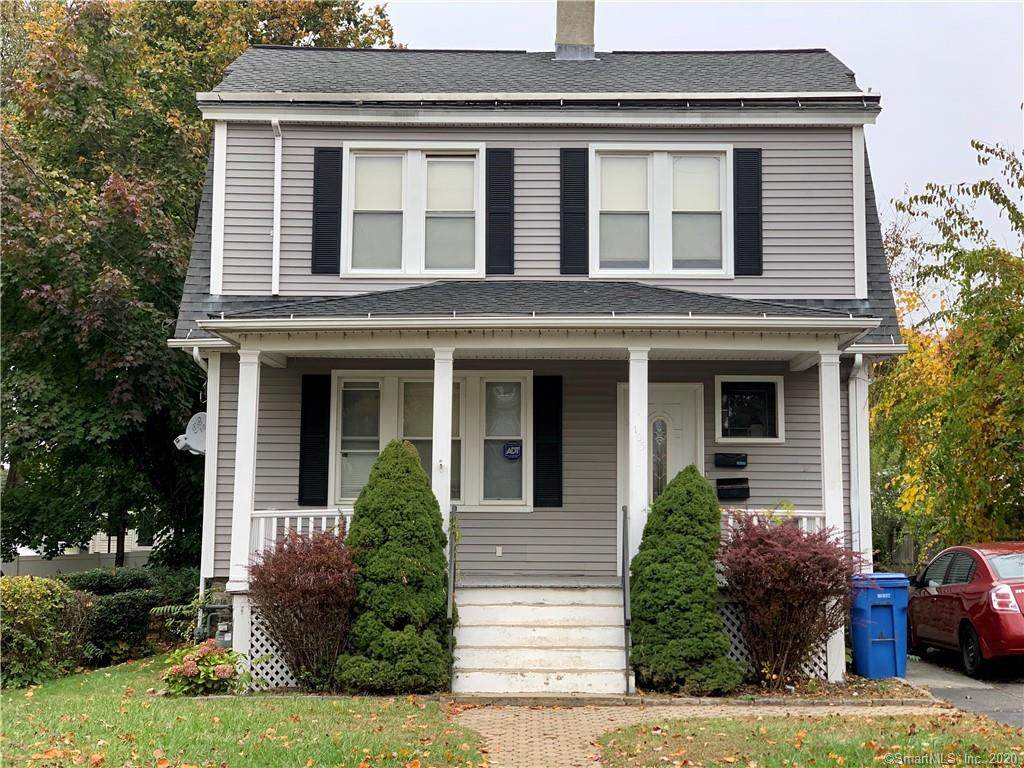 105 Ridgefield Avenue - Photo 1