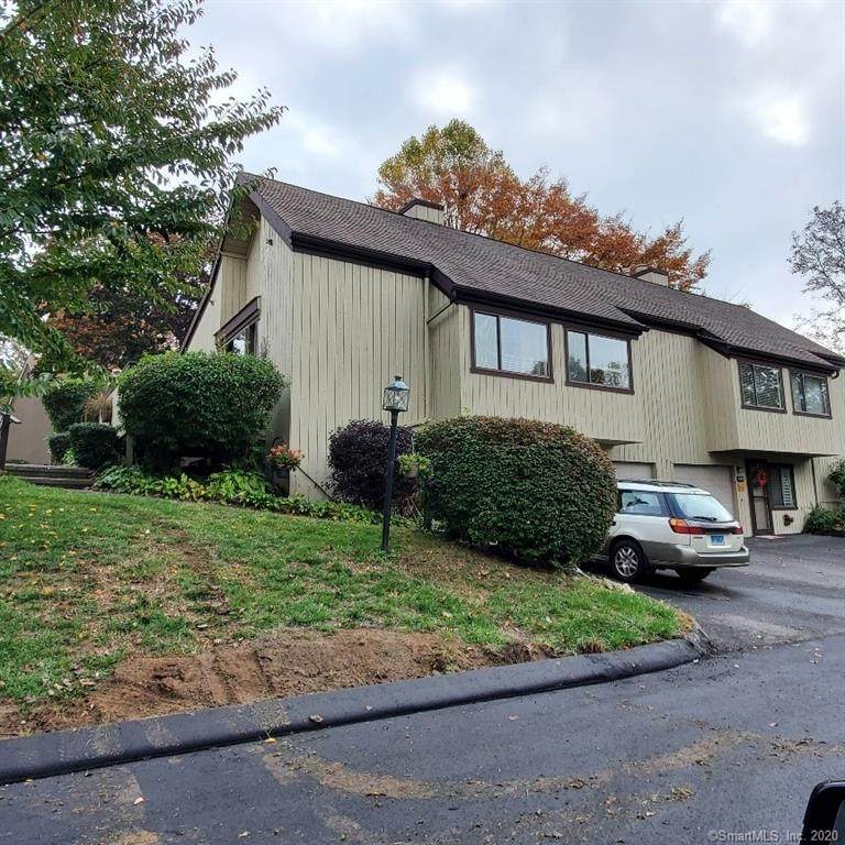567 Pequot Lane - Photo 1