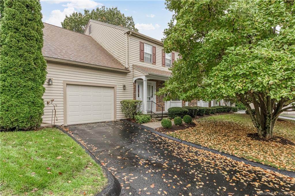 15 Cambridge Drive - Photo 1