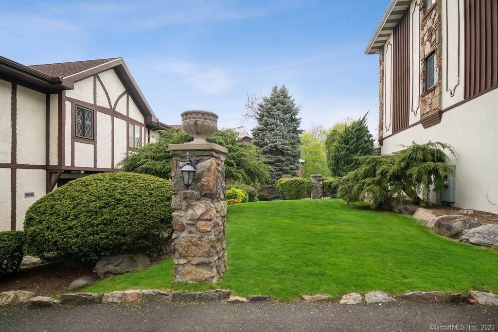 54 Hope Street - Photo 1