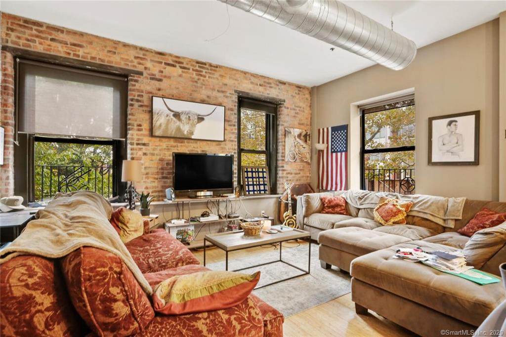 881 Lafayette Boulevard - Photo 1