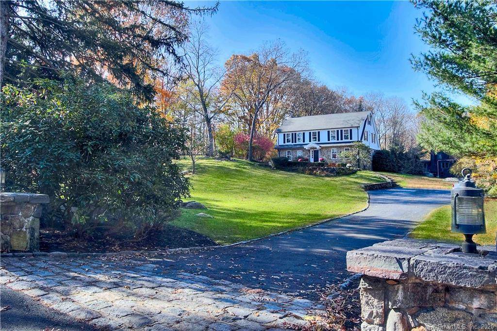 592 Hill Road - Photo 1