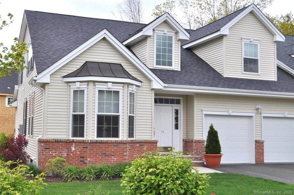 11 Scarlet Lane - Photo 1