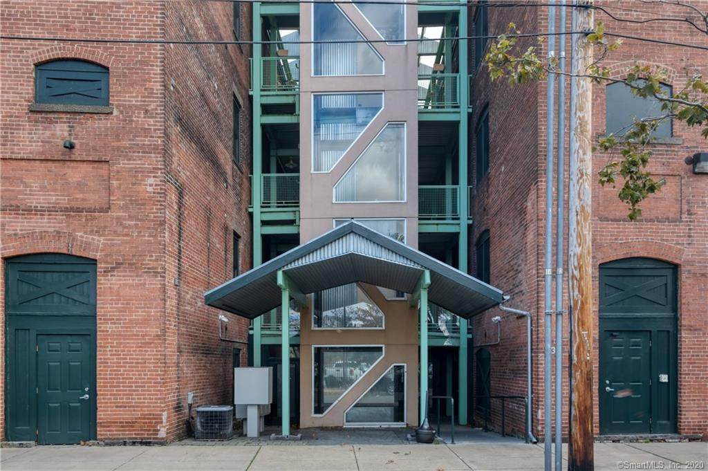43 Chestnut Street - Photo 1